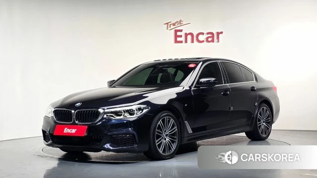 BMW 5 Series (G30) 2019 Черный из Кореи