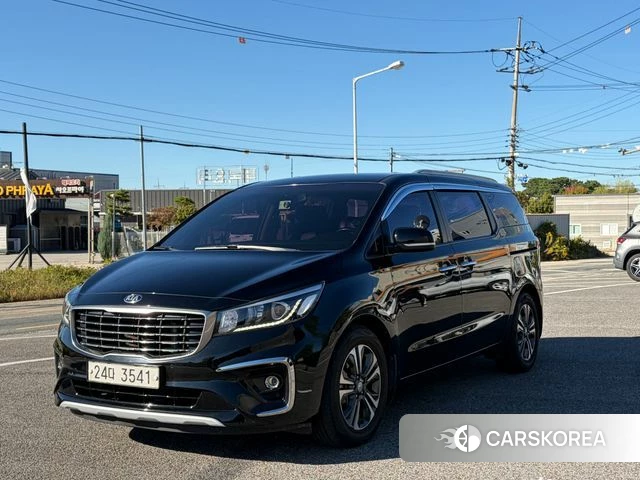 Kia The New Carnival 2018 Черный из Кореи