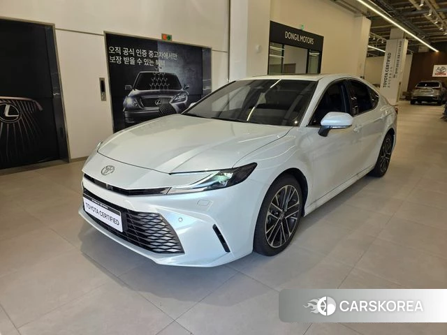 Toyota Camry (XV80) 2026 Белый из Кореи