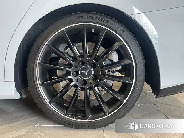 Mercedes-Benz AMG A-Class 2021 Белый из Китая