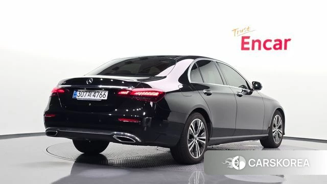 Mercedes-Benz E-Class W213 2021 Черный из Кореи