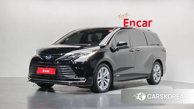 Toyota Sienna 4th Generation 2021 Черный из Кореи