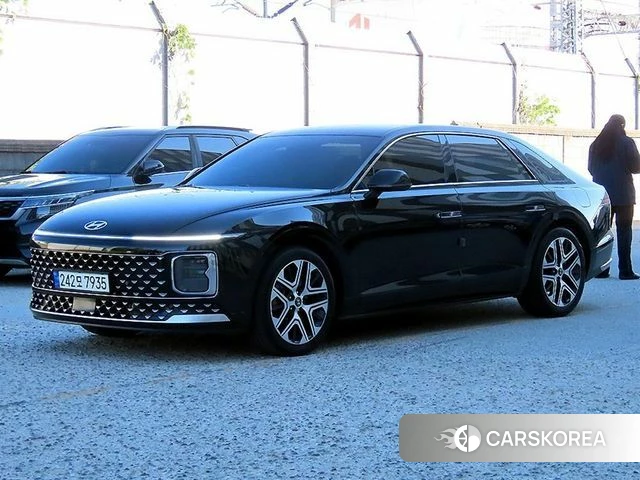 Hyundai Grandeur (GN7) 2023 Черный из Кореи