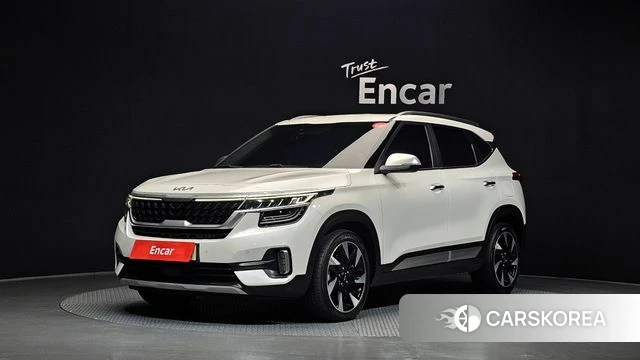 Kia Seltos 2022 Белый из Кореи