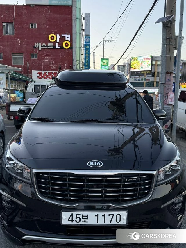 Kia The New Carnival 2019 Черный из Кореи
