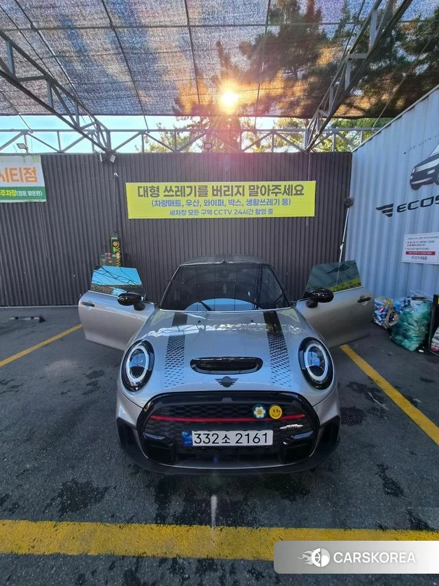Mini Cooper S Convertible 2023 Серебристо-серый из Кореи