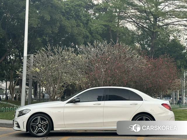 Mercedes-Benz C-class 2021 Белый из Китая