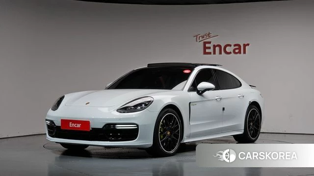 Porsche Panamera (971) 2020 Белый из Кореи