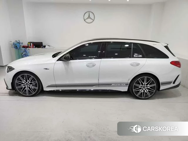 Mercedes-Benz AMG C-Class 2024 Белый из Китая