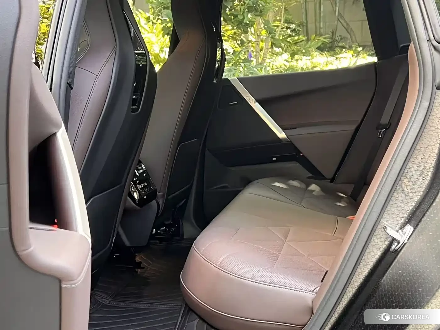 BMW iX 2024 Синий из Китая