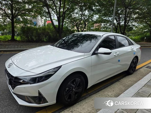 Hyundai Avante (CN7) 2022 Белый из Кореи