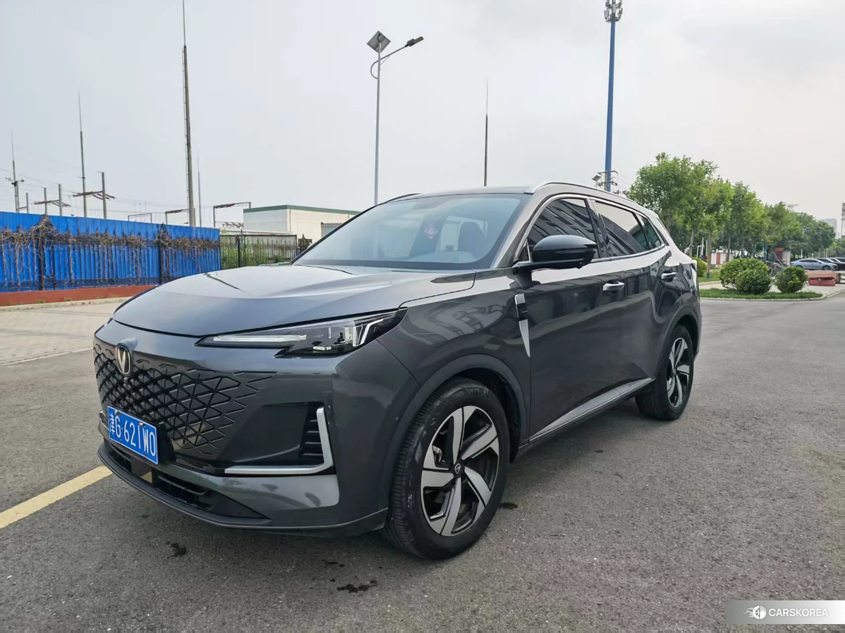 Chang'an CS55 PLUS 2023 Темно-серый из Китая