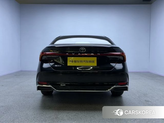 Toyota Avalon 2026 Черный из Китая