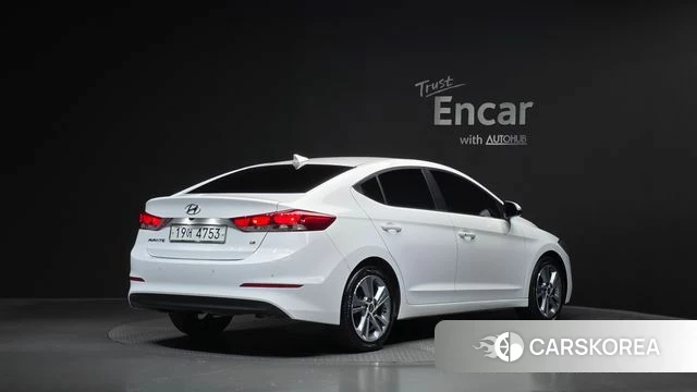 Hyundai Avante AD 2018 Белый из Кореи