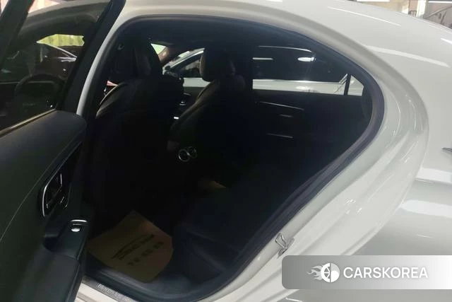 Mercedes-Benz C-class 2022 Белый из Китая