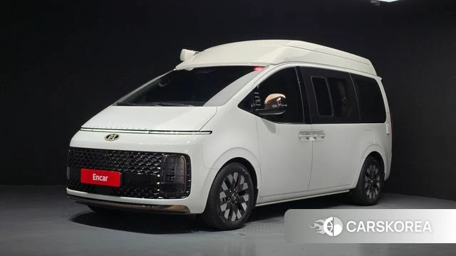 Hyundai Staria 2023 Белый из Кореи