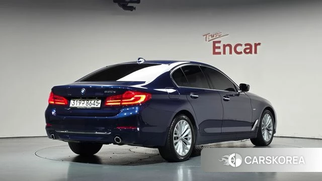 BMW 5 Series (G30) 2018 Синий из Кореи