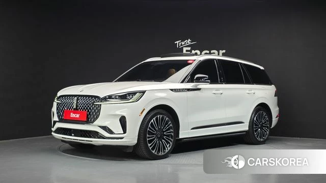Lincoln Aviator 2nd generation 2025 Белый из Кореи