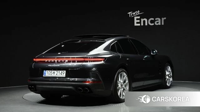 Porsche Panamera (976) 2024 Серый из Кореи