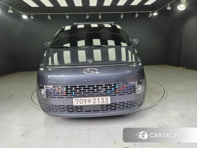Hyundai Staria 2022 Серый из Кореи