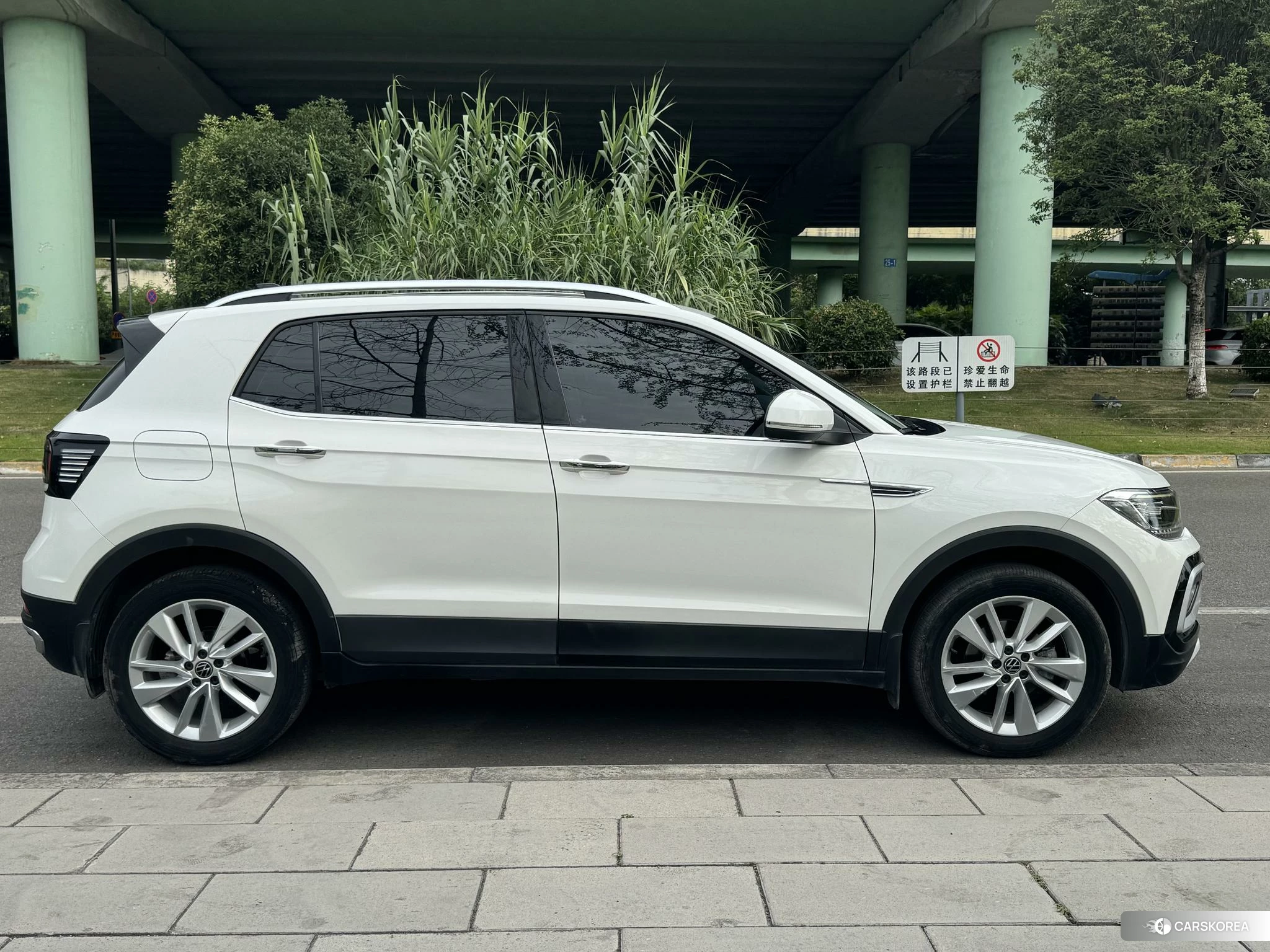 Volkswagen T-Cross 2020 Белый из Китая