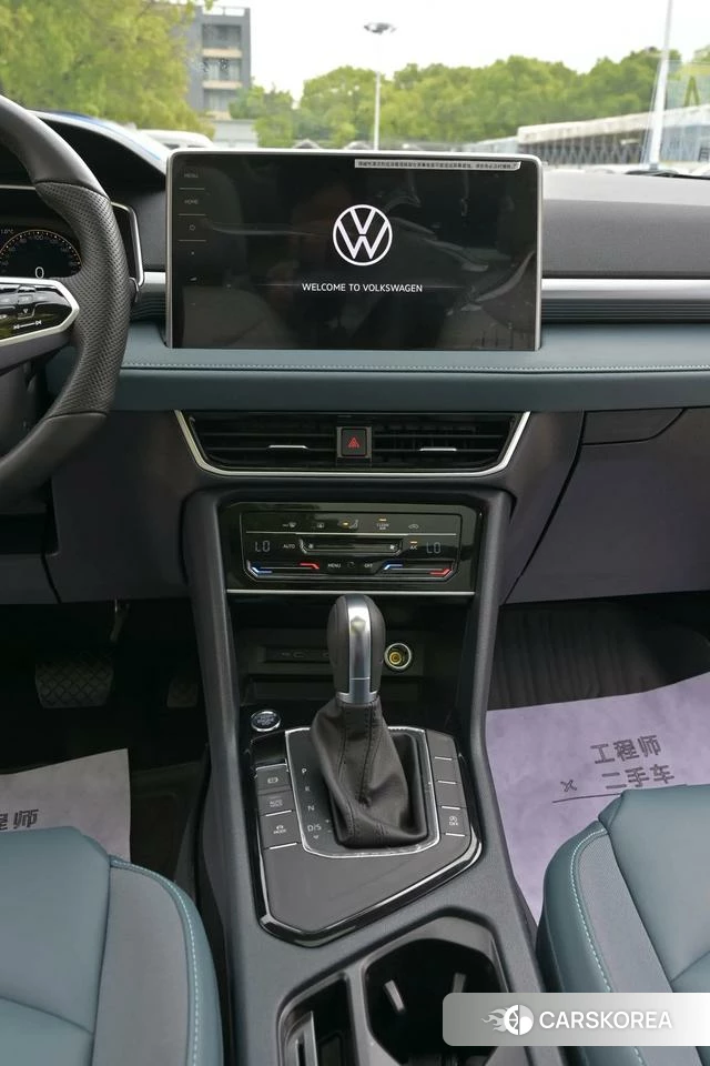 Volkswagen Tharu 2024 Темно-серый из Китая