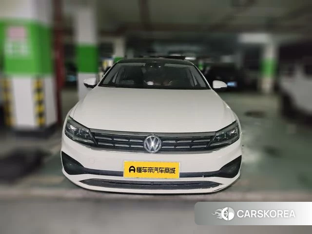 Volkswagen Lamando 2021 Белый из Китая