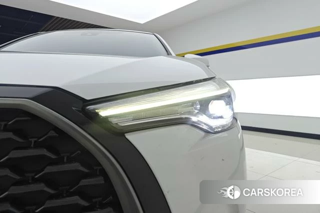 Toyota Corolla 2022 Белый из Китая