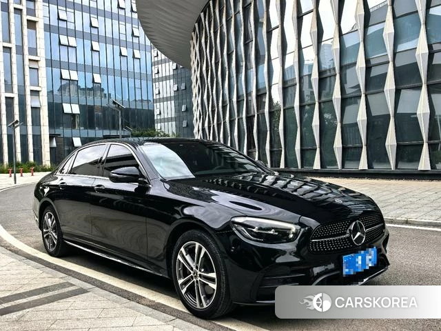 Mercedes-Benz E-Class 2023 Черный из Китая