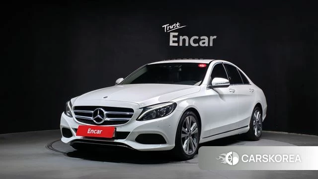 Mercedes-Benz C-Class W205 2018 Белый из Кореи