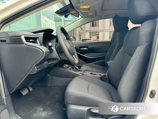 Toyota Corolla 2021 Белый из Китая