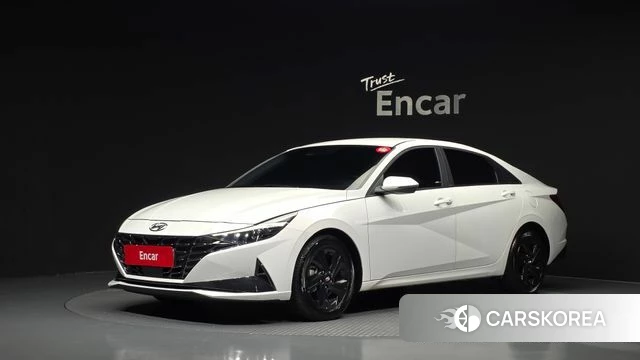 Hyundai Avante Hybrid (CN7) 2023 Белый из Кореи