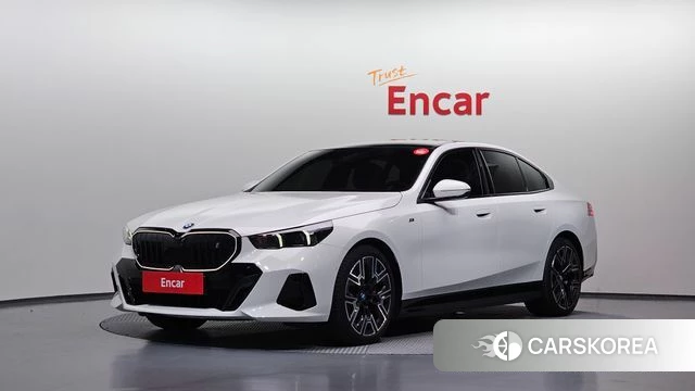 BMW i5 (G60) 2023 Белый из Кореи