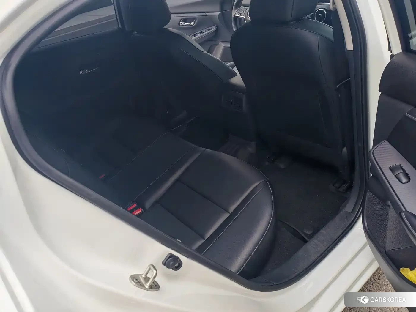 Nissan Sylphy 2026 Белый из Китая