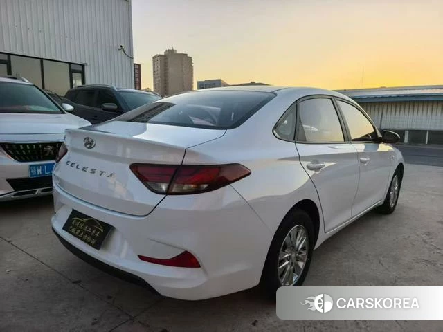 Hyundai Celesta 2022 Белый из Китая