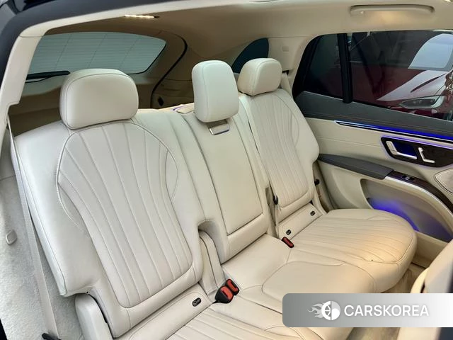 Mercedes-Benz EQS 2023 Серебристо-серый из Китая