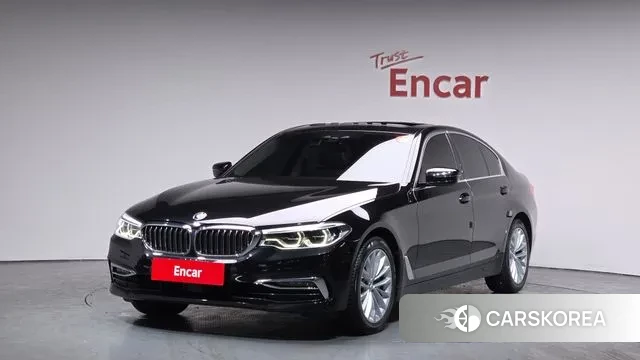 BMW 5 Series (G30) 2019 Черный из Кореи