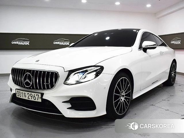 Mercedes-Benz E-Class W213 2018 Белый из Кореи