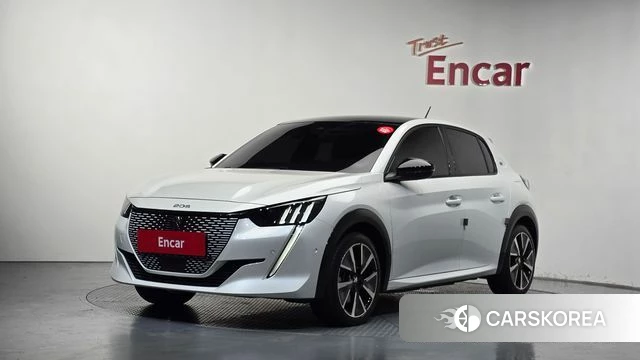 Peugeot e-208 second Generation 2022 Белый из Кореи