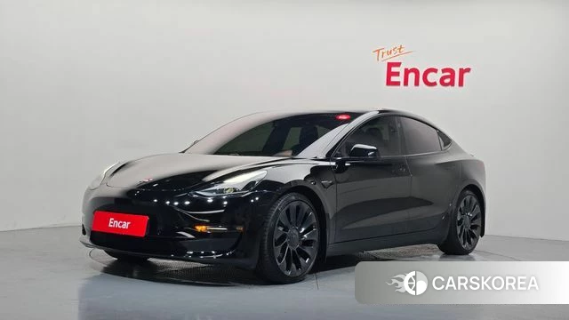 Tesla Model 3 2021 Черный из Кореи