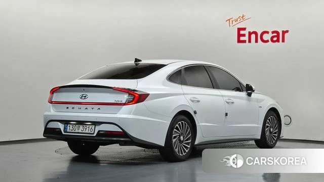 Hyundai Sonata Hybrid (DN8) 2023 Белый из Кореи