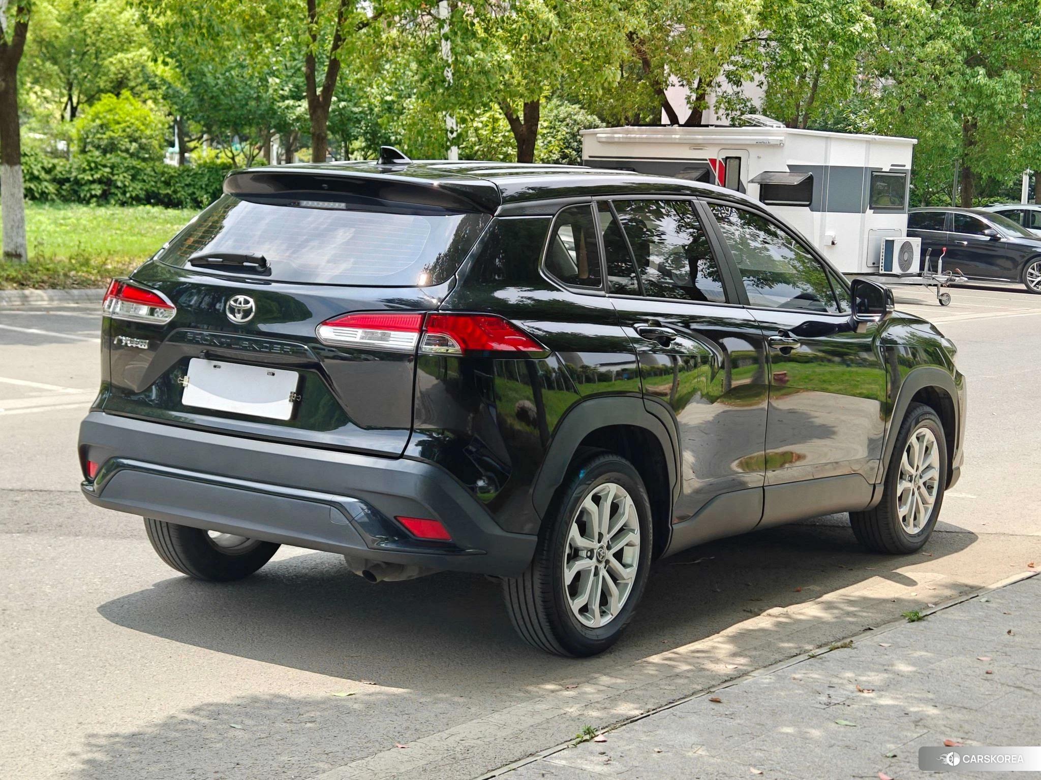 Toyota Frontlander 2023 Черный из Китая