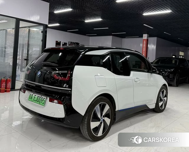 BMW i3 2020 Белый из Китая