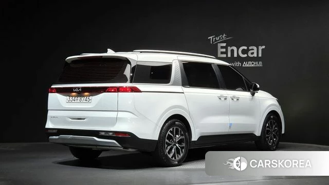 Kia Carnival 4th generation 2023 Белый из Кореи