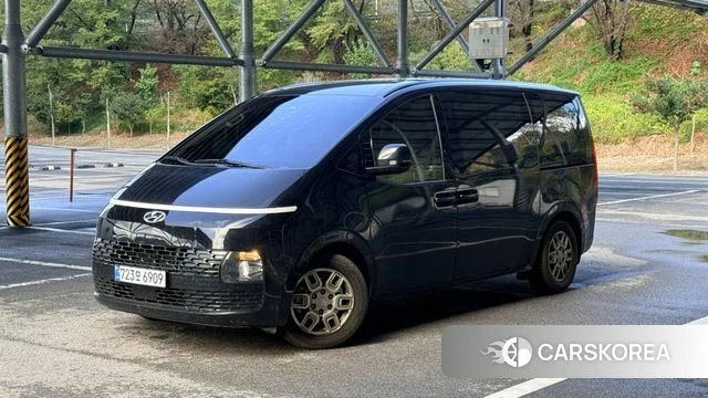 Hyundai Staria 2023 Черный из Кореи