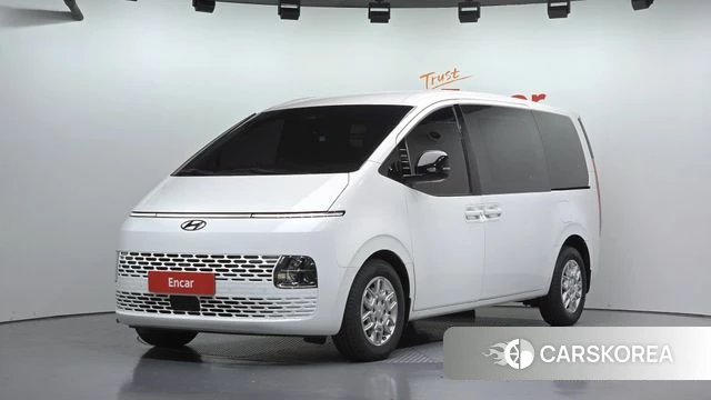 Hyundai Staria 2023 Белый из Кореи