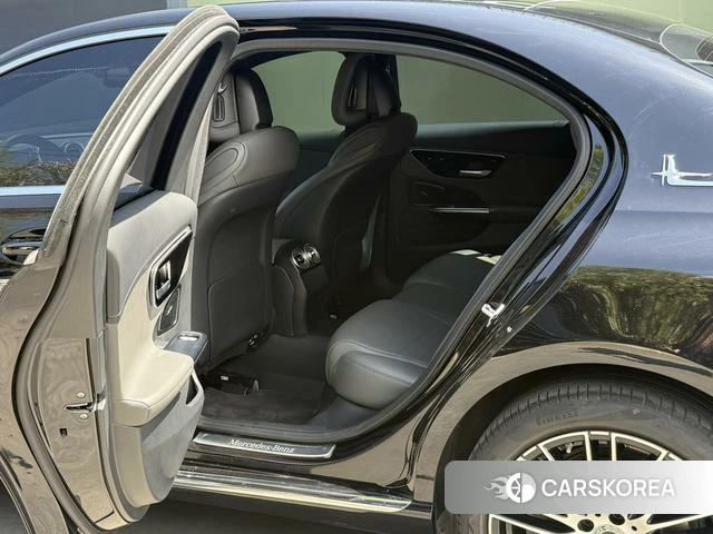 Mercedes-Benz C-class 2023 Черный из Китая
