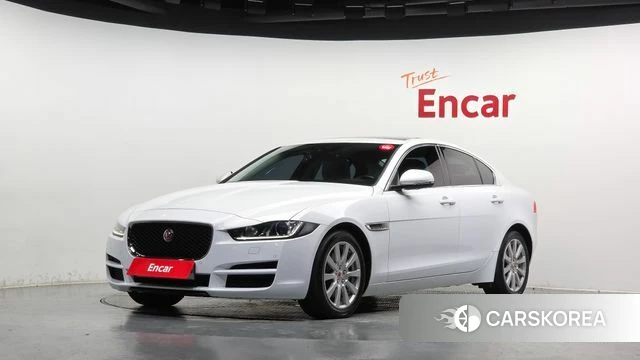 Jaguar XE 2019 Белый из Кореи