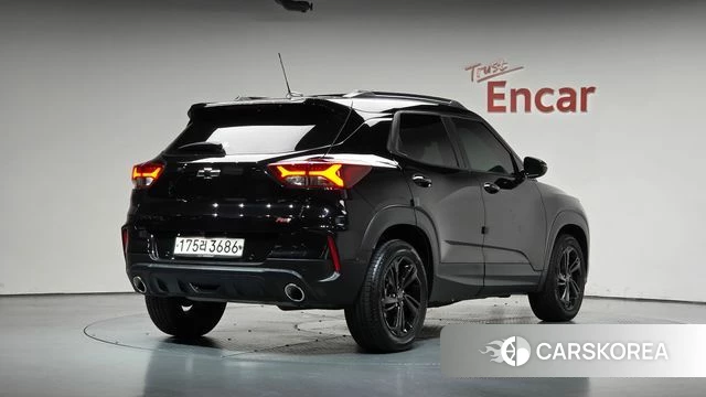 Chevrolet (GM Daewoo) Trailblazer 2021 Черный из Кореи
