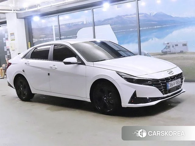 Hyundai The New Avante (CN7) 2023 Белый из Кореи